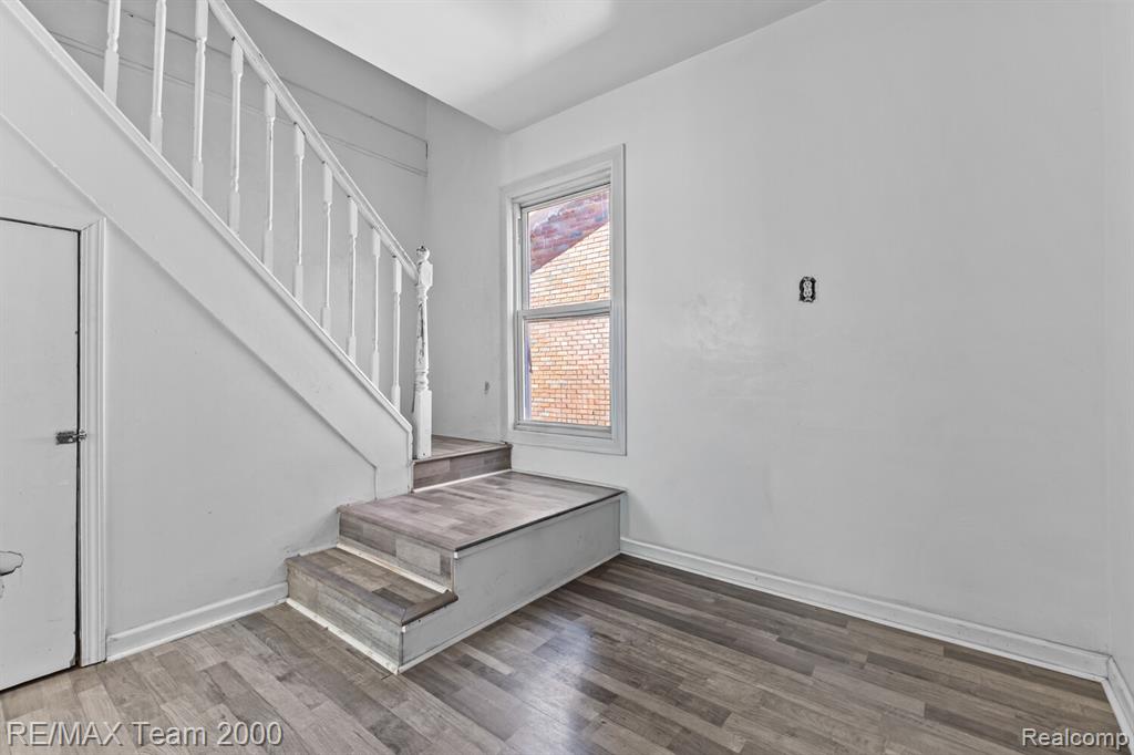 5280 Williamson Street, Dearborn, MI 48126 — Photo 12