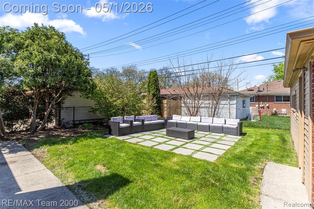 26622 Hass Street, Dearborn Heights, MI 48127 — Photo 30