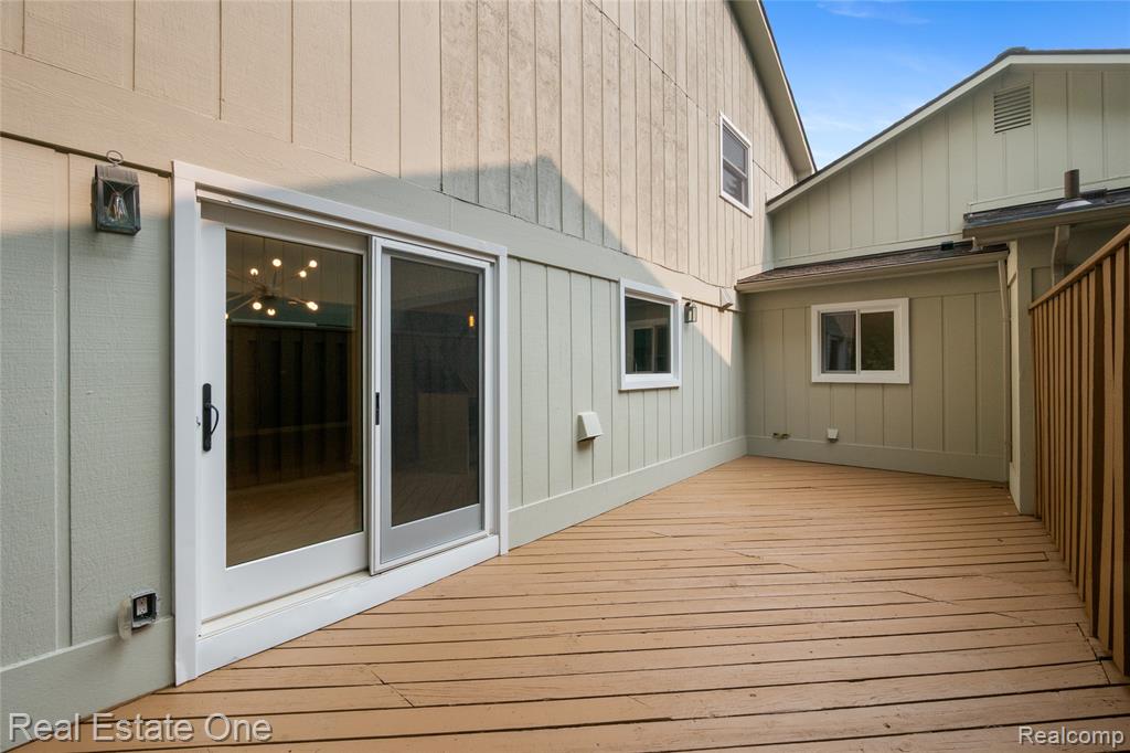 5584 N Adams Way, Bloomfield Hills, MI 48302 — Photo 52