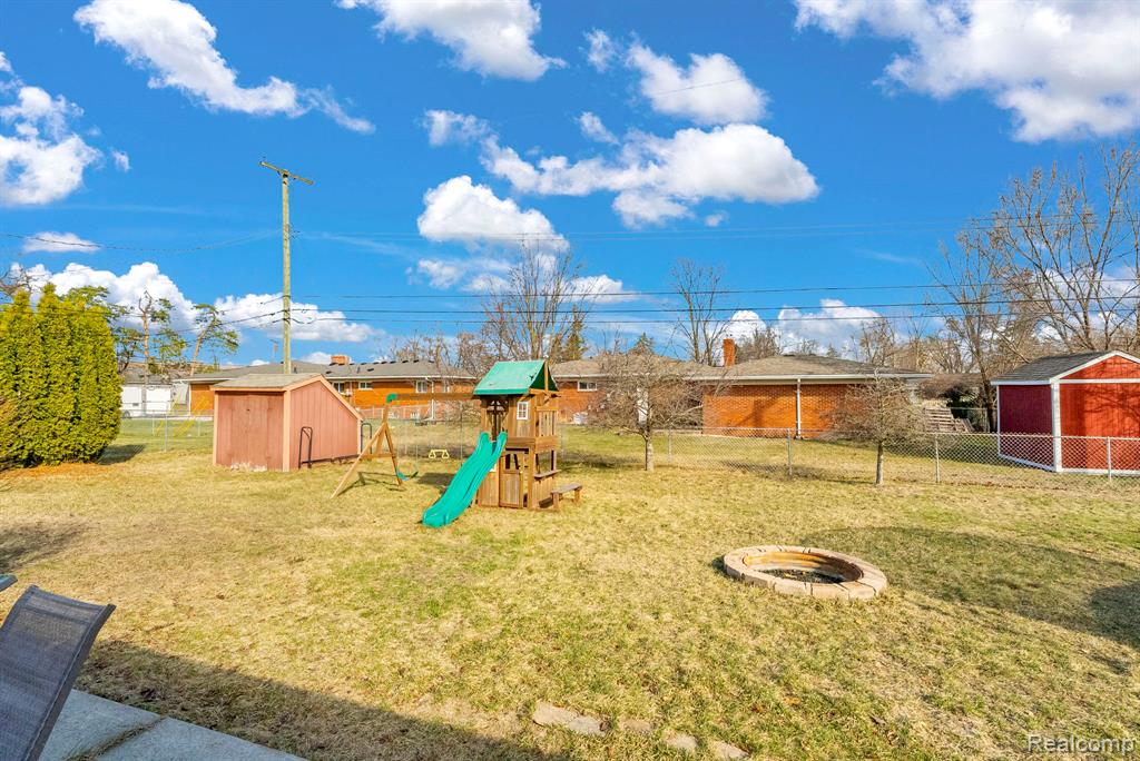 8133 Southfield Drive, Shelby Twp, MI 48316 — Photo 33