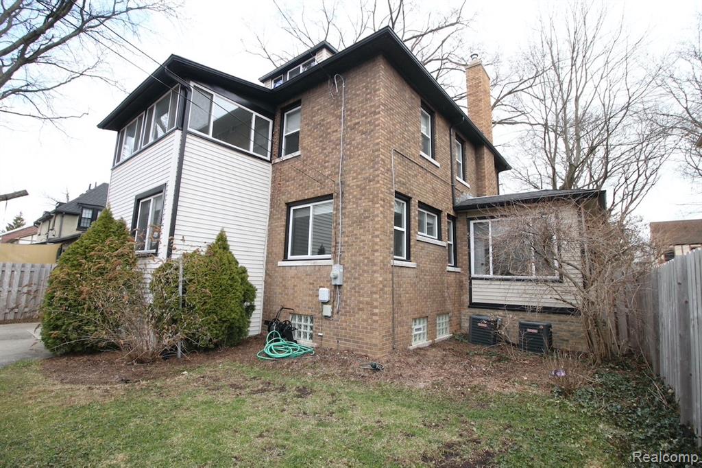 1383 Bishop Road, Grosse Pointe, MI 48230 — Photo 46
