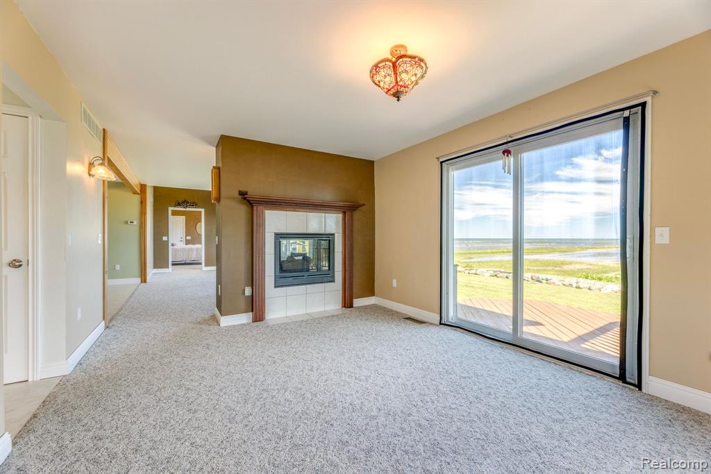 6455 LAKEVIEW Drive, MI — Photo 43