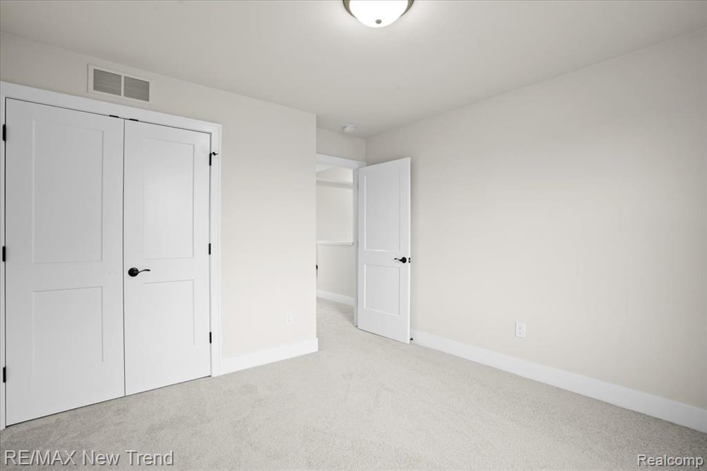 3022 E Theodore Street, Wixom, MI 48393 — Photo 32