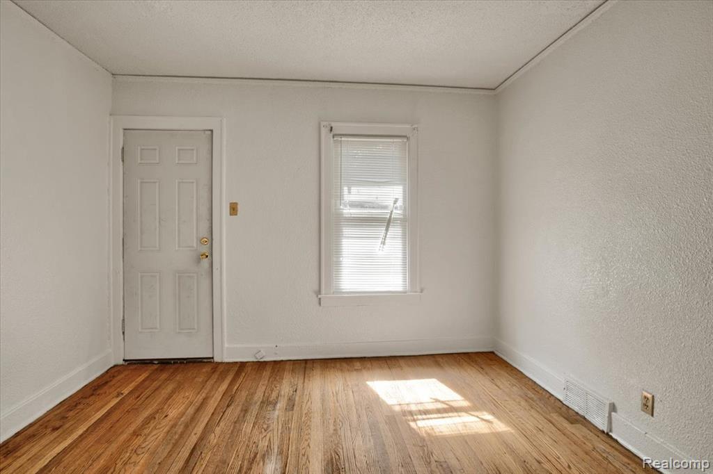 8335 Wisconsin Street, Detroit, MI 48204 — Photo 22
