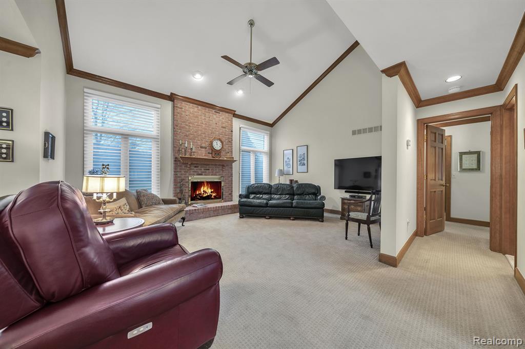 37799 SIENA Drive, Farmington Hills, MI 48331 — Photo 7