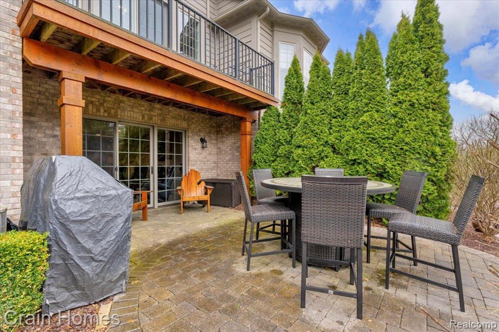 5808 KNOB HILL Circle, Clarkston, MI 48348 — Photo 36