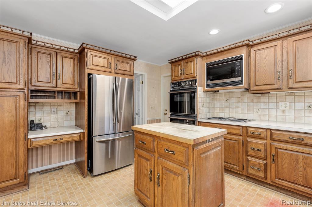 805 BALFOUR Street, Grosse Pointe Park, MI 48230 — Photo 8