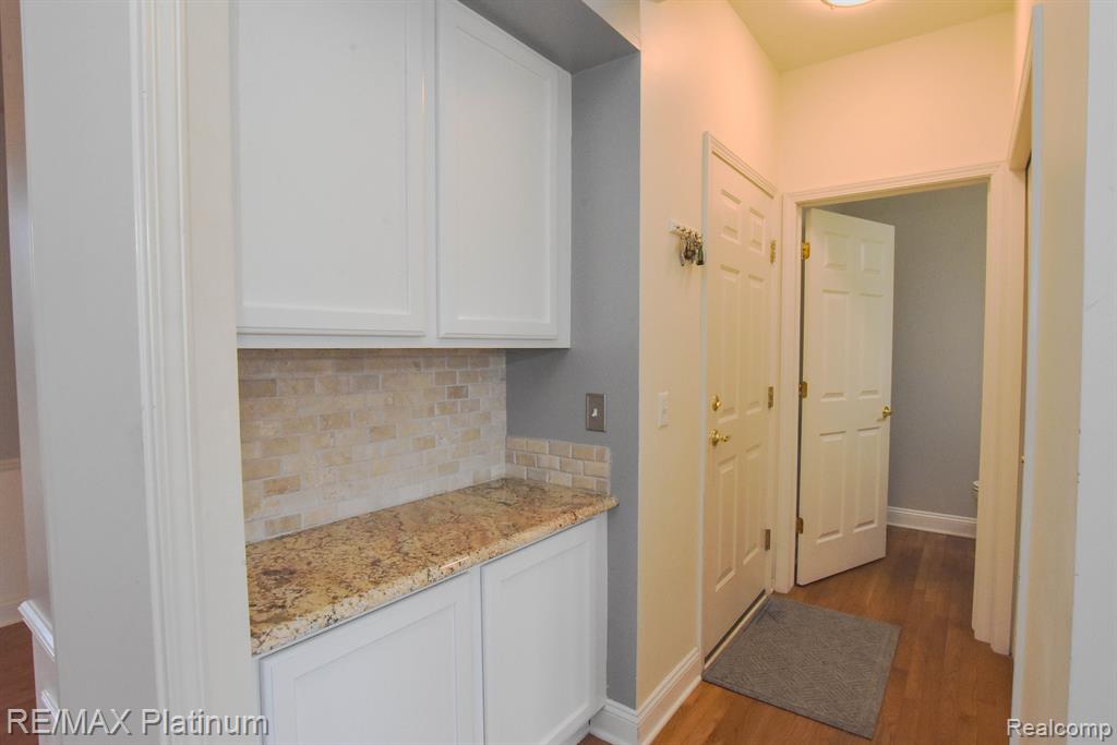 4237 MERRIMAN Loop, Howell, MI 48843 — Photo 25