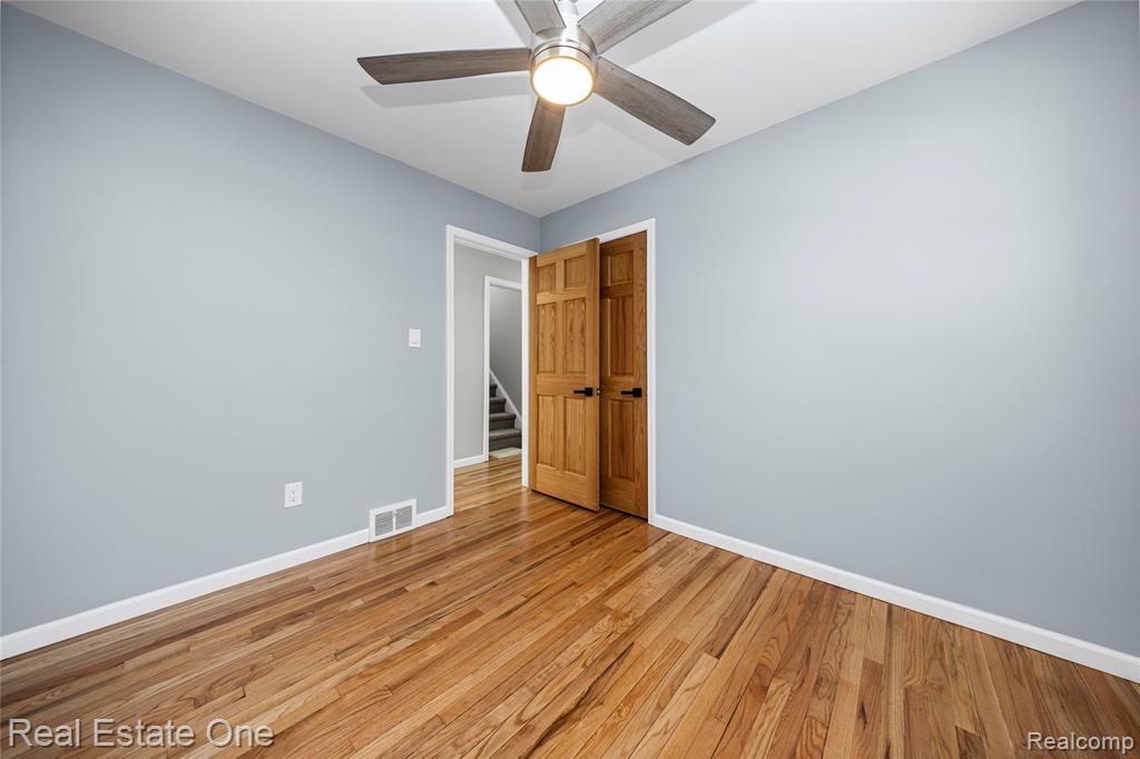 13344 Hart Avenue, Huntington Woods, MI — Photo 25