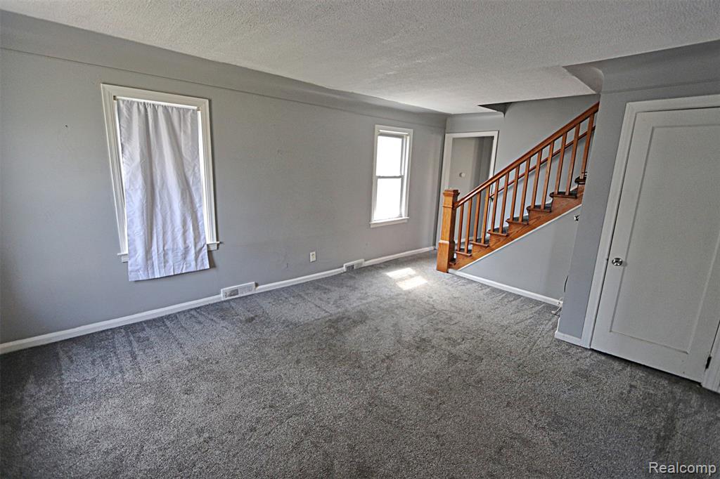 19361 Wakenden, Redford, MI 48240 — Photo 26