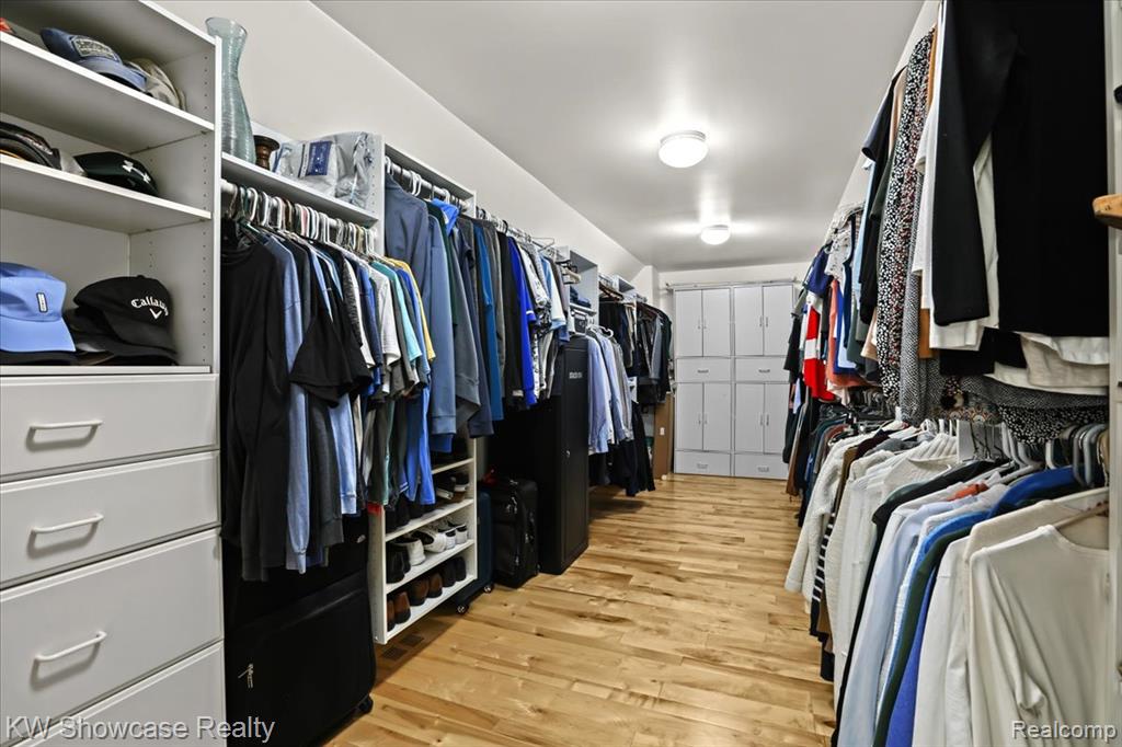 45776 Bristol Circle, Novi, MI 48377 — Photo 26