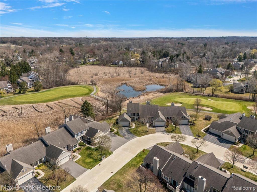 892 TARTAN Trail, Bloomfield Hills, MI 48304 — Photo 50