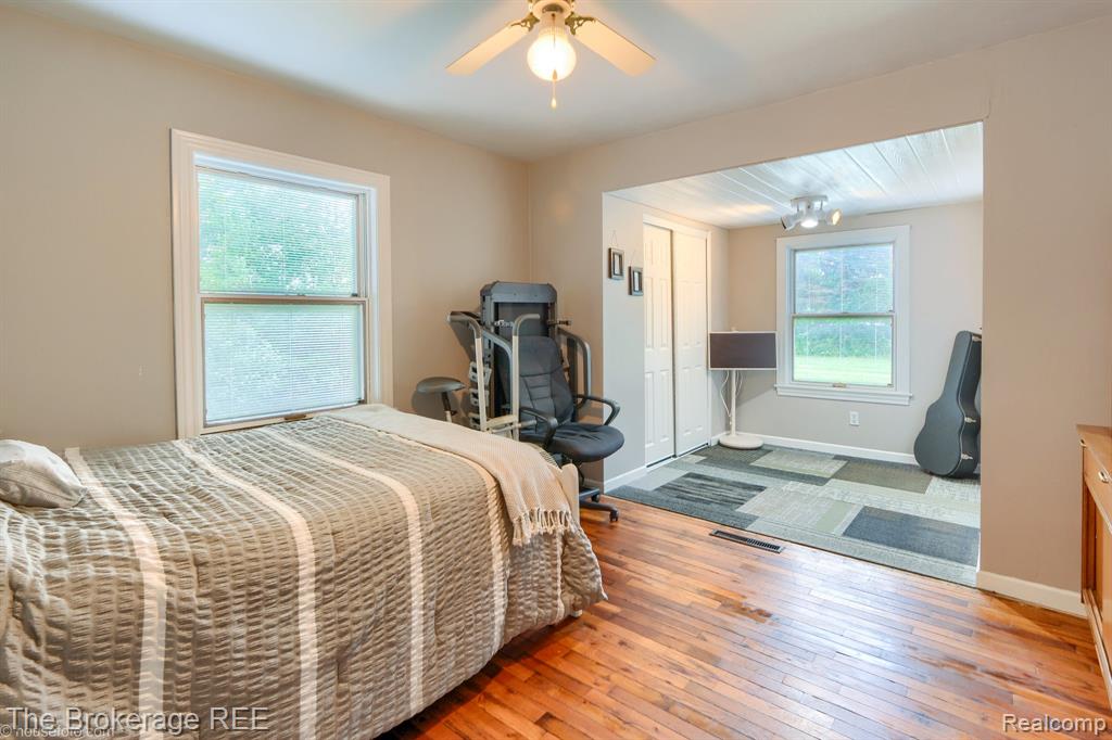8439 Burpee Road, Grand Blanc, MI 48439 — Photo 32
