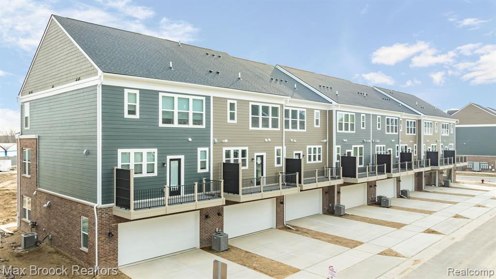 43091 Atwood Avenue 48 NE Atwood Avenue NE, 48, Novi, MI — Photo 5