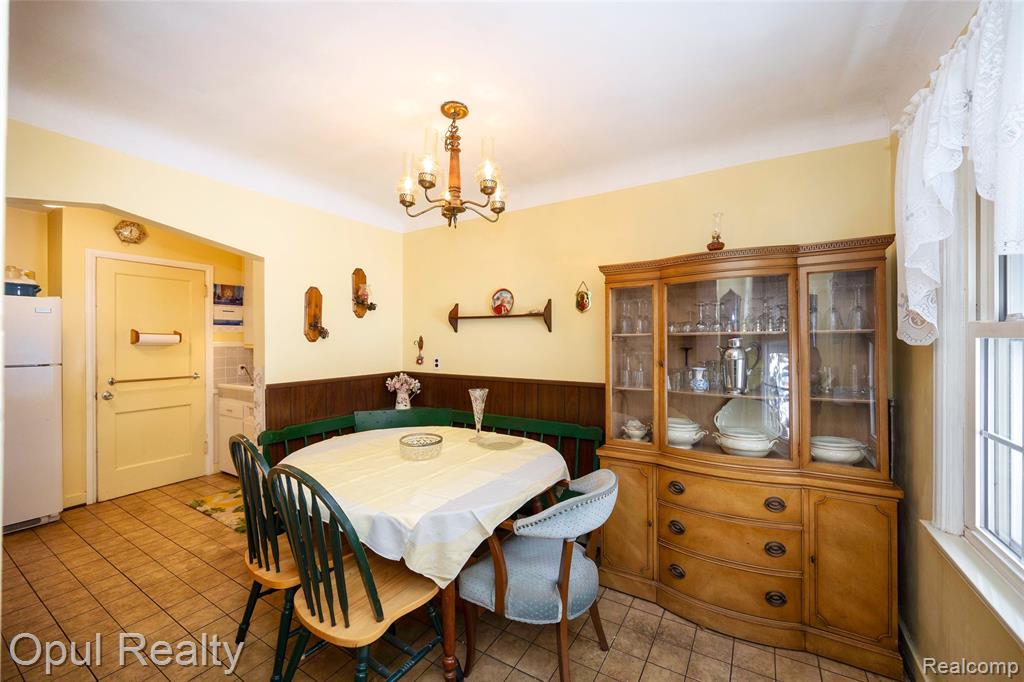 6514 Woodmont Avenue, Detroit, MI 48228 — Photo 3