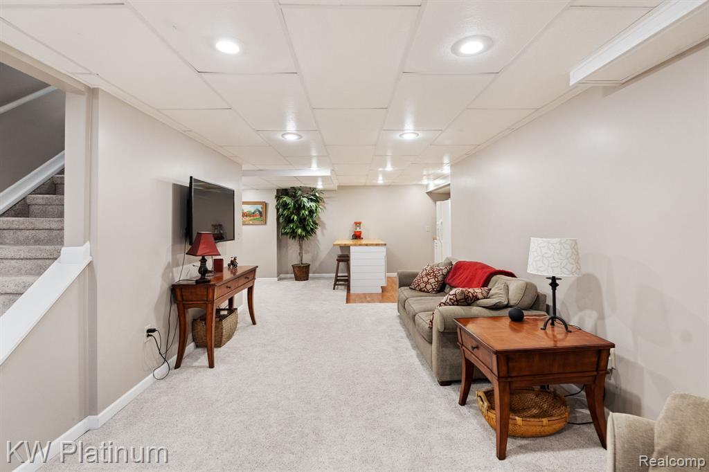 4317 Vassar Drive, Troy, MI 48085 — Photo 32
