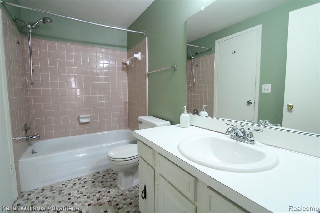 42193 Pellston Drive, Northville, MI 48167 — Photo 12