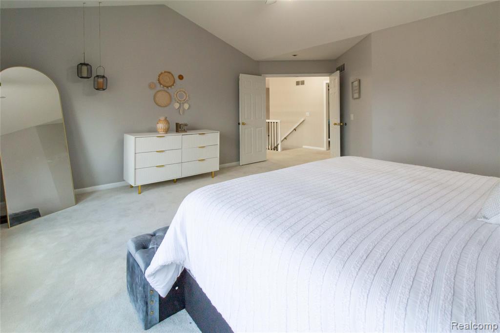 41240 Clermont Avenue, Novi, MI — Photo 38