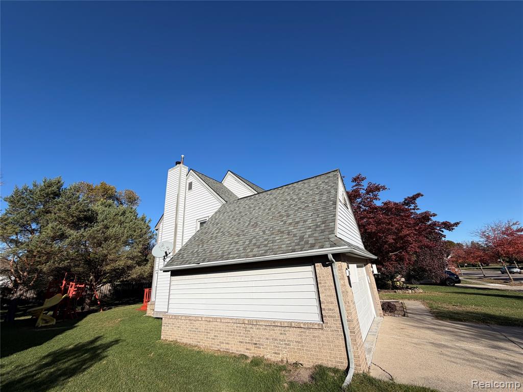 39588 Squire, Novi, MI — Photo 40