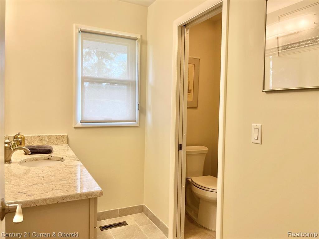5751 BROWNS LAKE Road, Jackson, MI 49203 — Photo 25