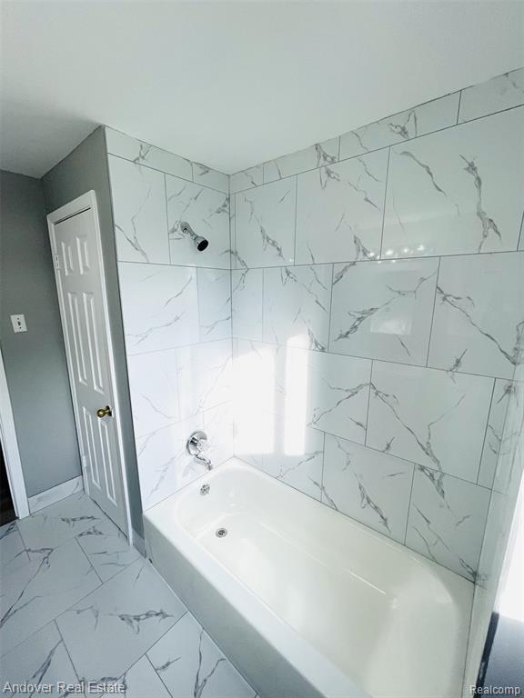 29239 Cambridge Street, Garden City, MI — Photo 16