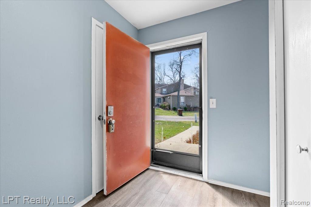 5680 DEVILLE, East Lansing, MI 48823 — Photo 7