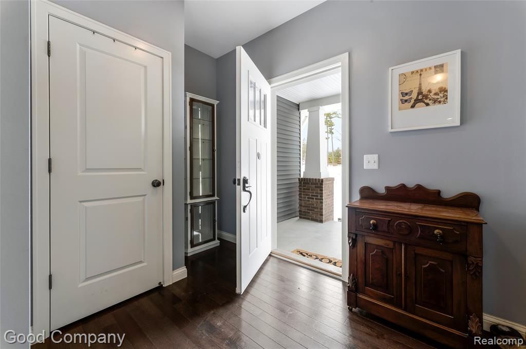 8687 Sunrise Mist Drive, Pinckney, MI 48169 — Photo 2