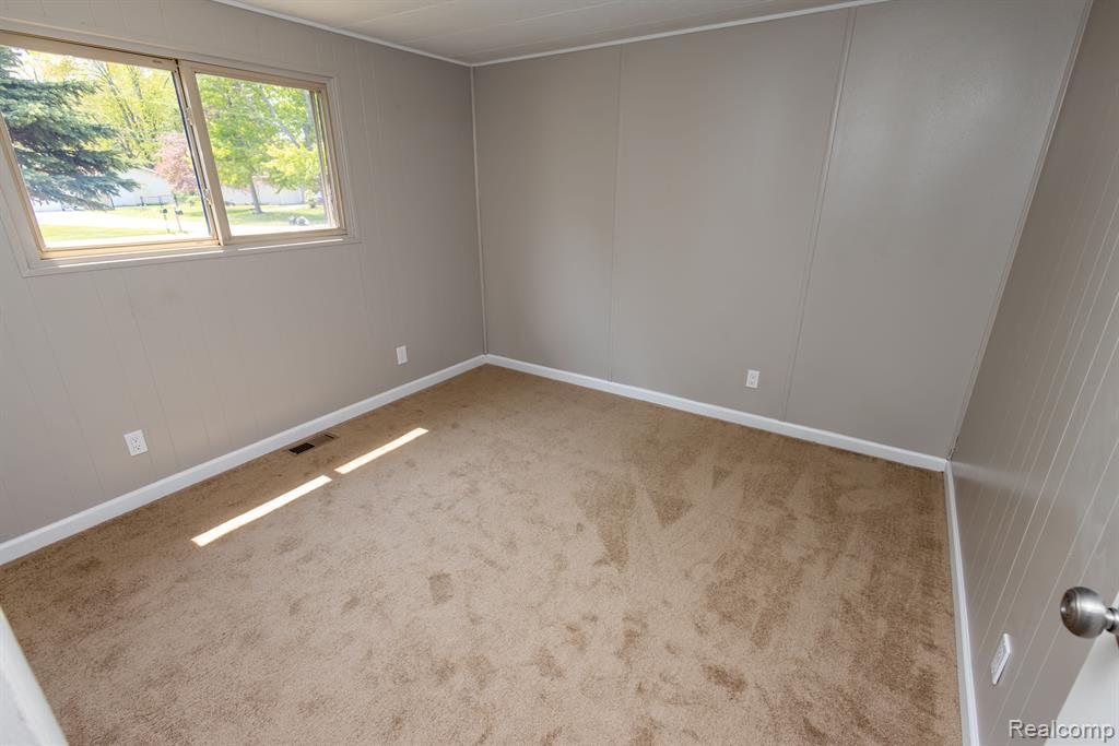 420 6TH Street, Marysville, MI 48040 — Photo 27