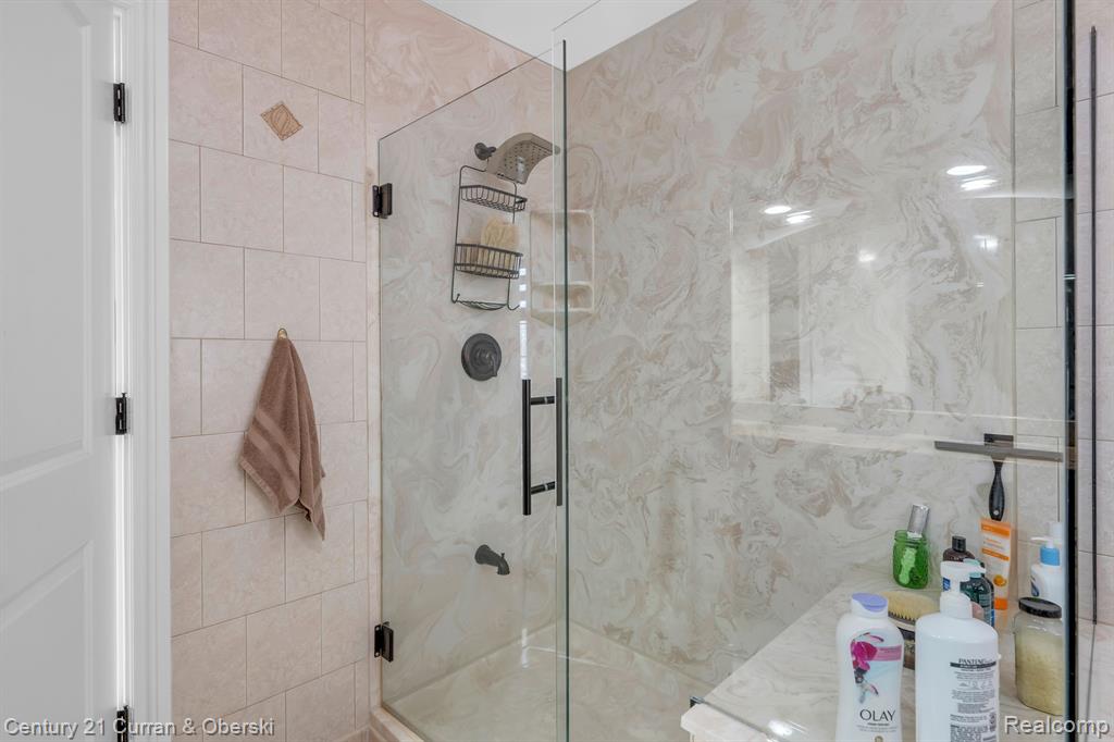 6248 Whitefield Street, Dearborn Heights, MI 48127 — Photo 16