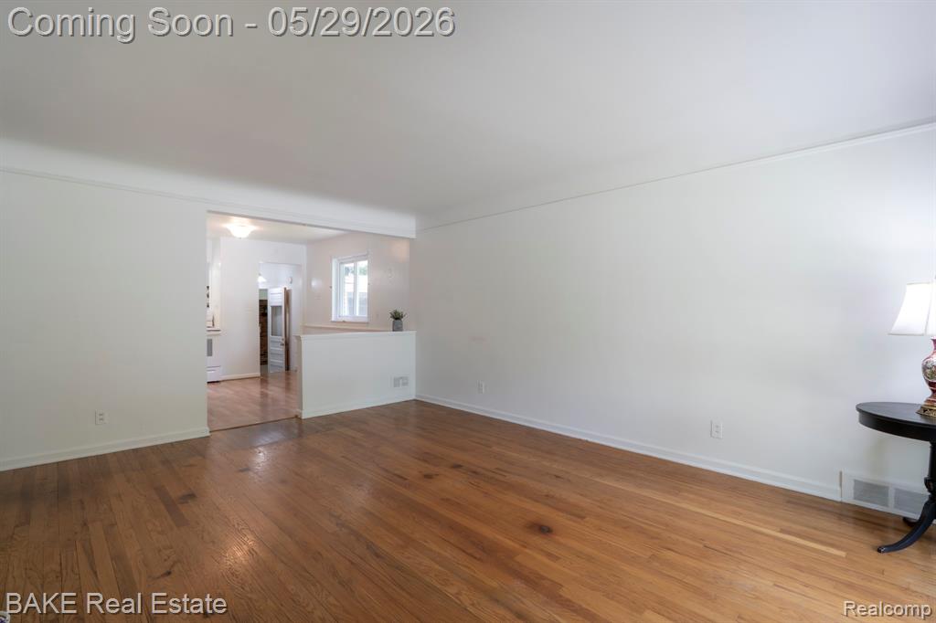 800 Parkview Drive, Plymouth, MI 48170 — Photo 13