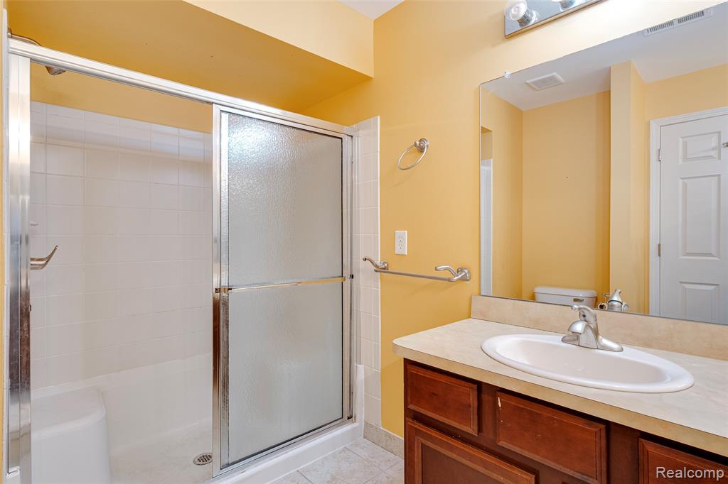 31204 Alexa Drive, Commerce Twp, MI 48390 — Photo 25