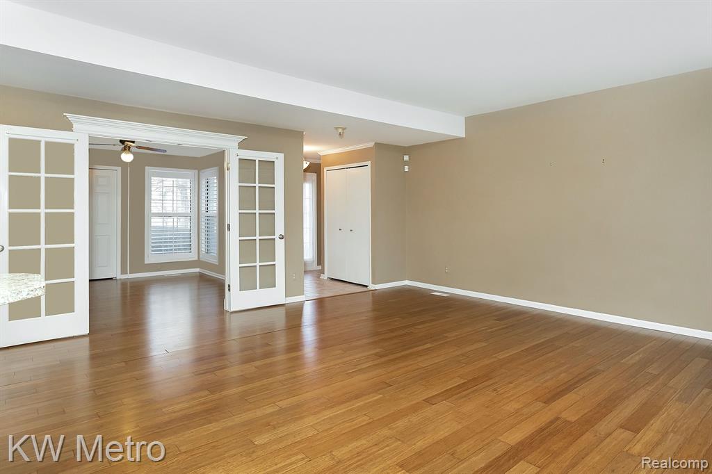 516 NEWBURNE POINTE, Bloomfield Hills, MI 48304 — Photo 13