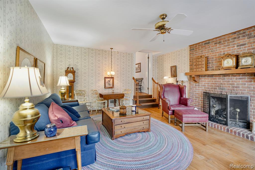 4304 Lapeer Road, Burton, MI 48509 — Photo 10