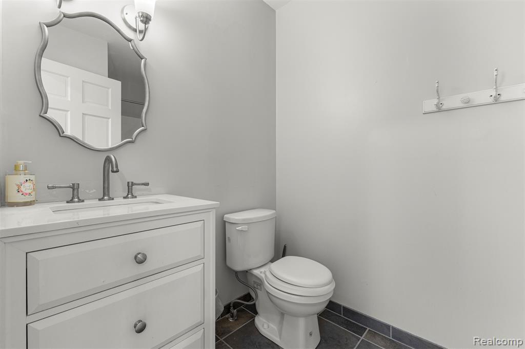 28810 Birchlawn Street, Garden City, MI — Photo 21