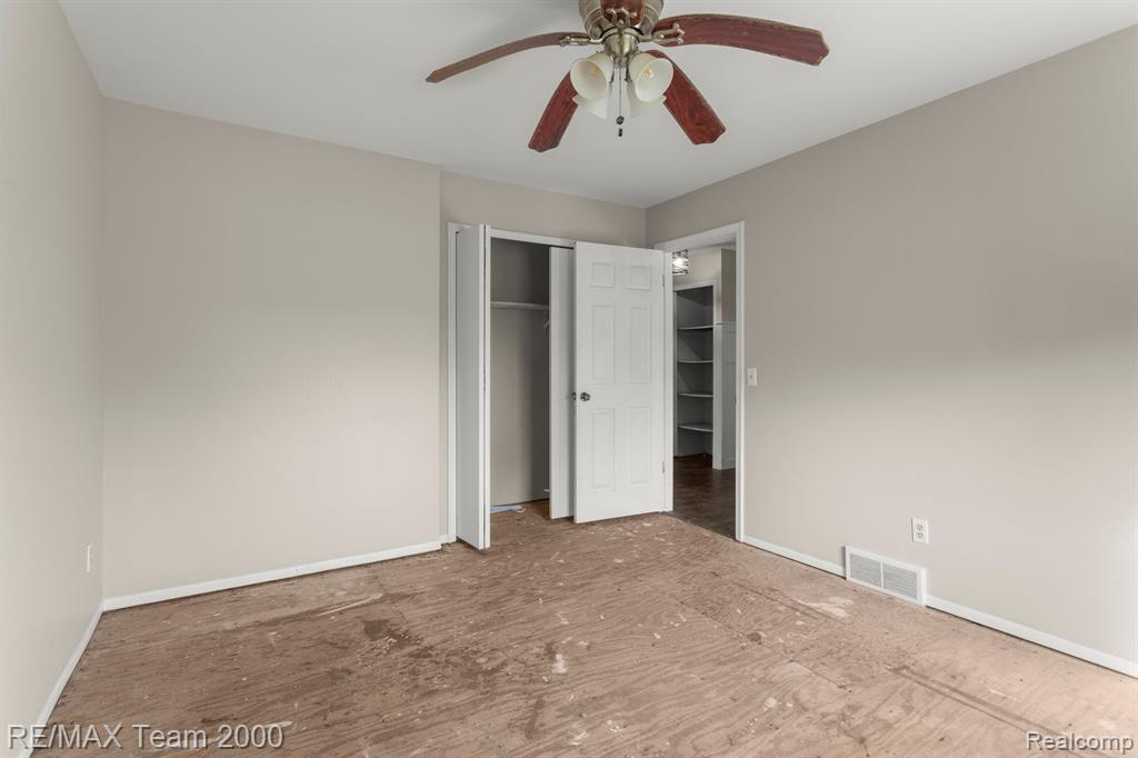 51547 SALVATORI Drive, Chesterfield, MI 48047 — Photo 24