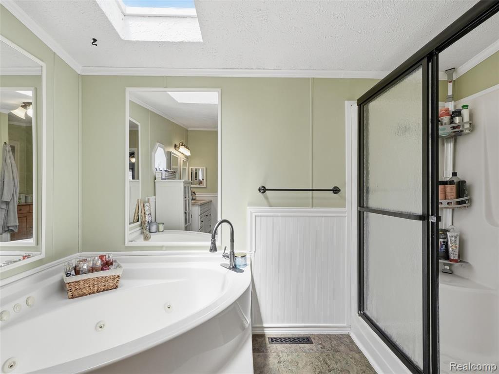 9695 Bloomsbury Circle, Northville, MI 48167 — Photo 28
