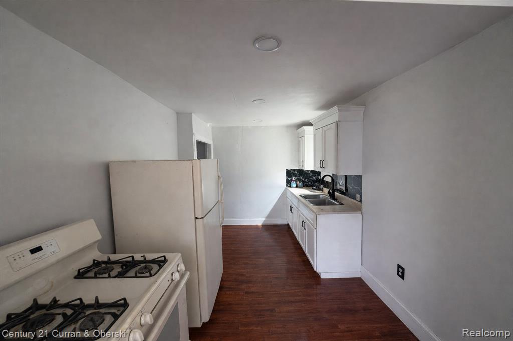 6348 Vaughan Street, Detroit, MI 48228 — Photo 3