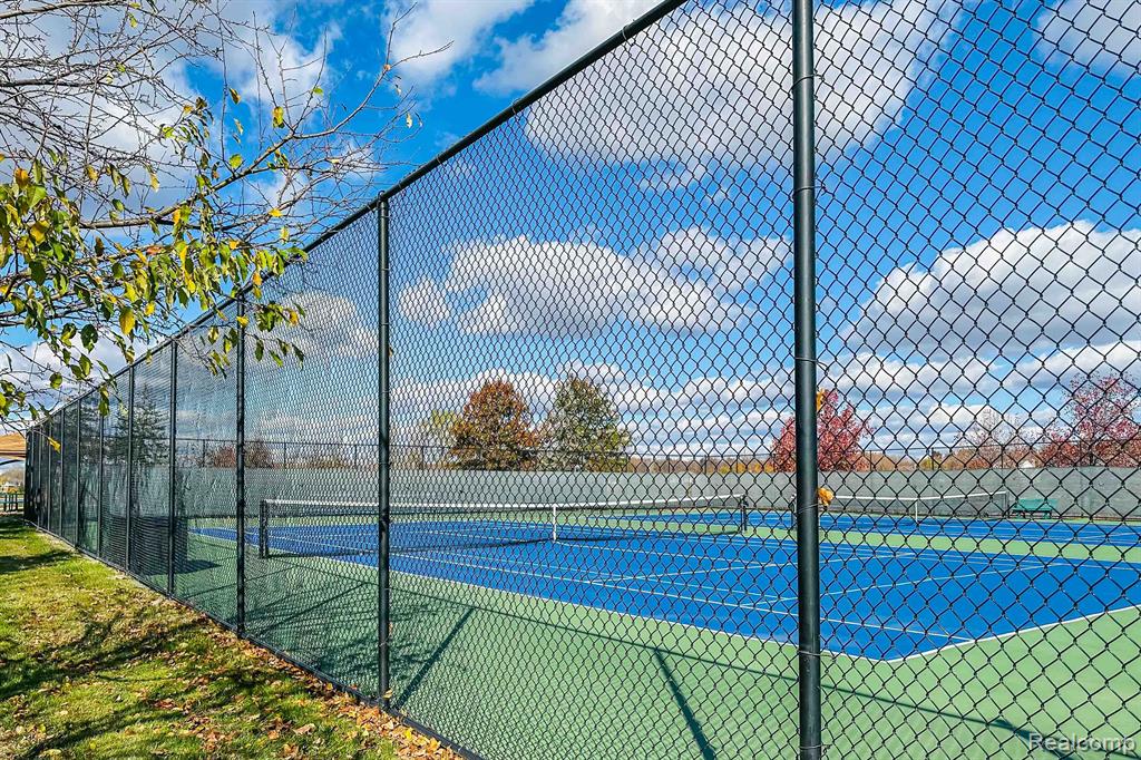 49970 BLACKBERRY Trail, Novi, MI — Photo 57