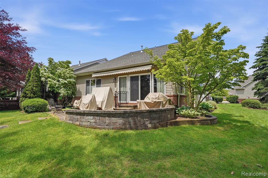 470 Delmar Court, Highland, MI — Photo 41