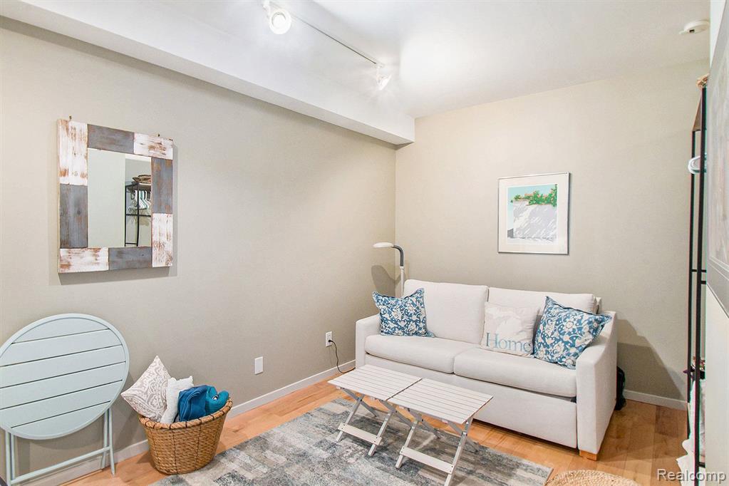 101 W Liberty Street, 320, Ann Arbor, MI 48104 — Photo 7