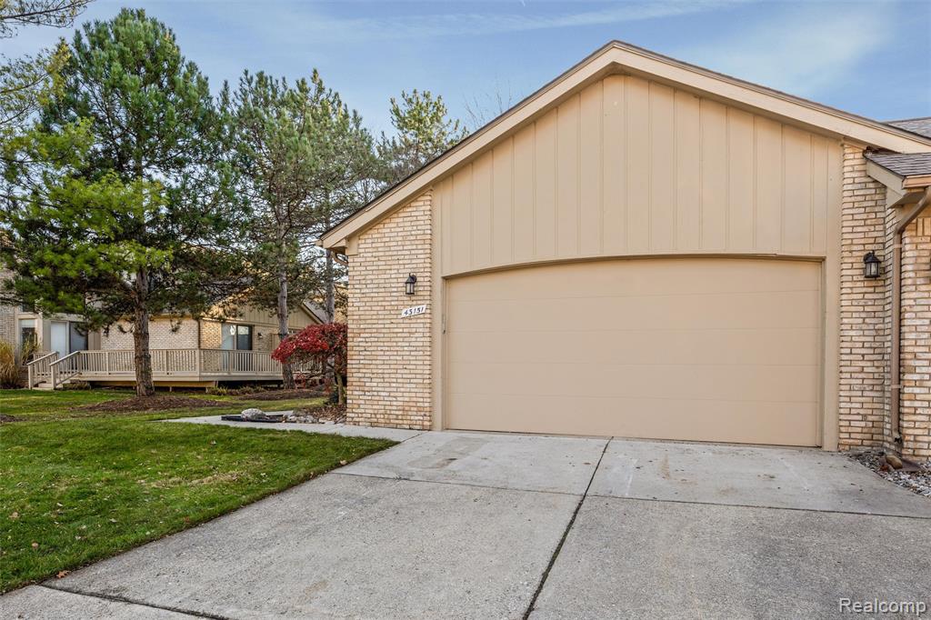 43151 W Kirkwood Drive, Clinton Twp, MI 48038 — Photo 30
