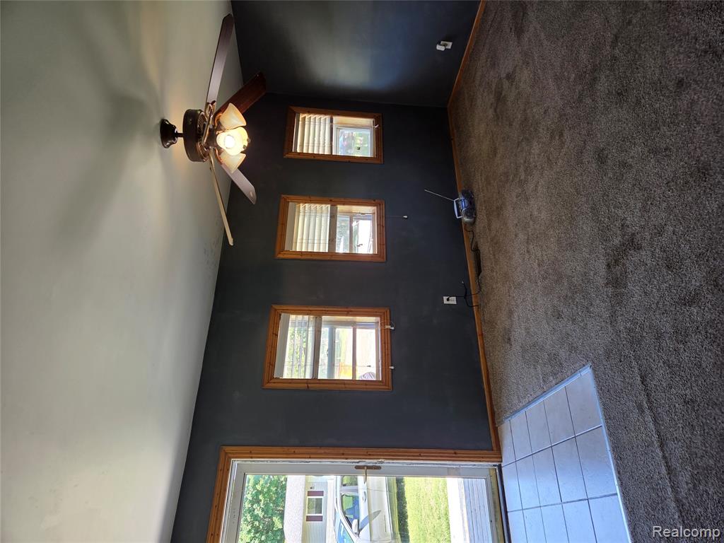 941 Burlingham Street, Oxford, MI 48371 — Photo 6
