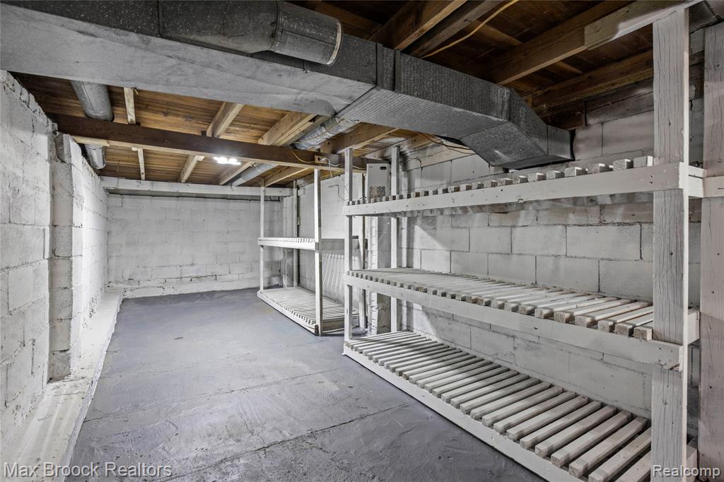 3187 Woodlawn Street, Commerce Twp, MI 48390 — Photo 46