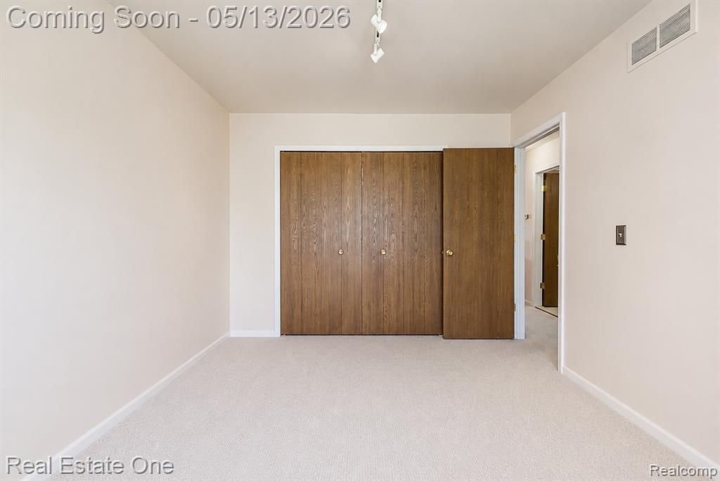 61962 YORKTOWN Drive, 2, South Lyon, MI 48178 — Photo 15