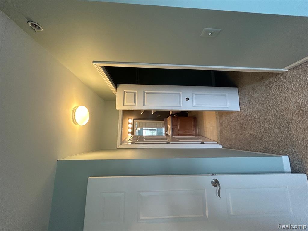39460 SPRINGWATER Drive, Northville, MI — Photo 21