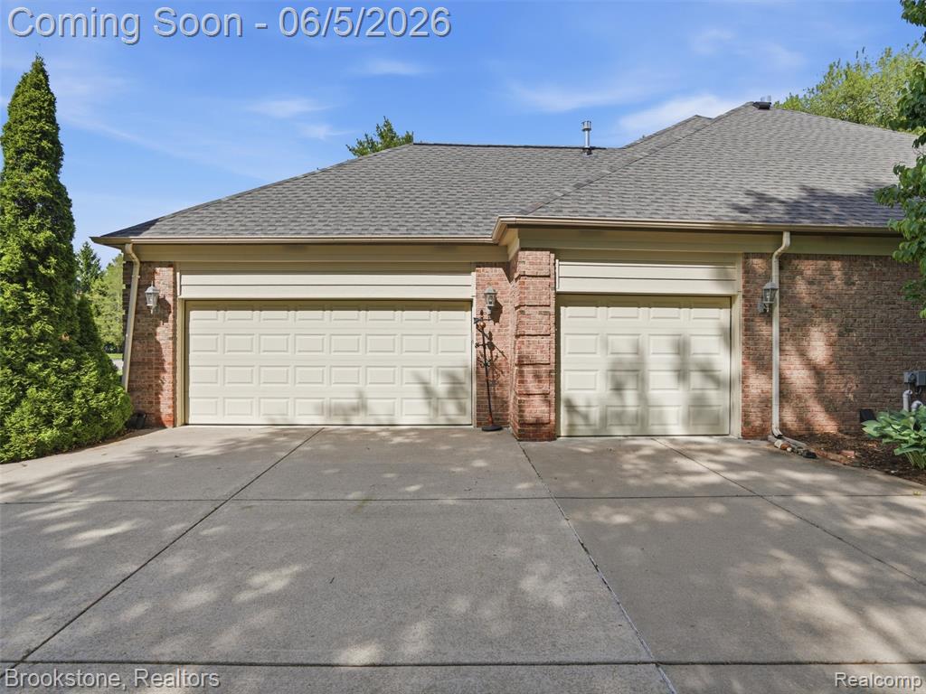 9523 Quail Ridge Run, Brighton, MI 48114 — Photo 53
