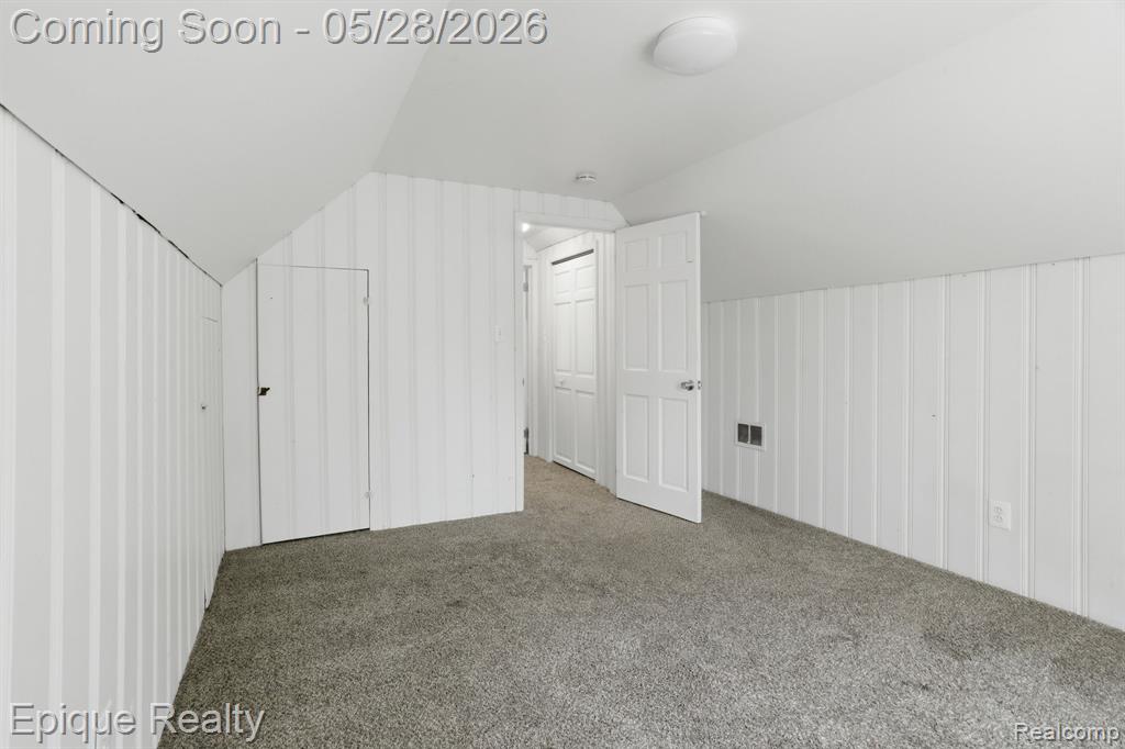 20506 Lancaster Street, Harper Woods, MI 48225 — Photo 14