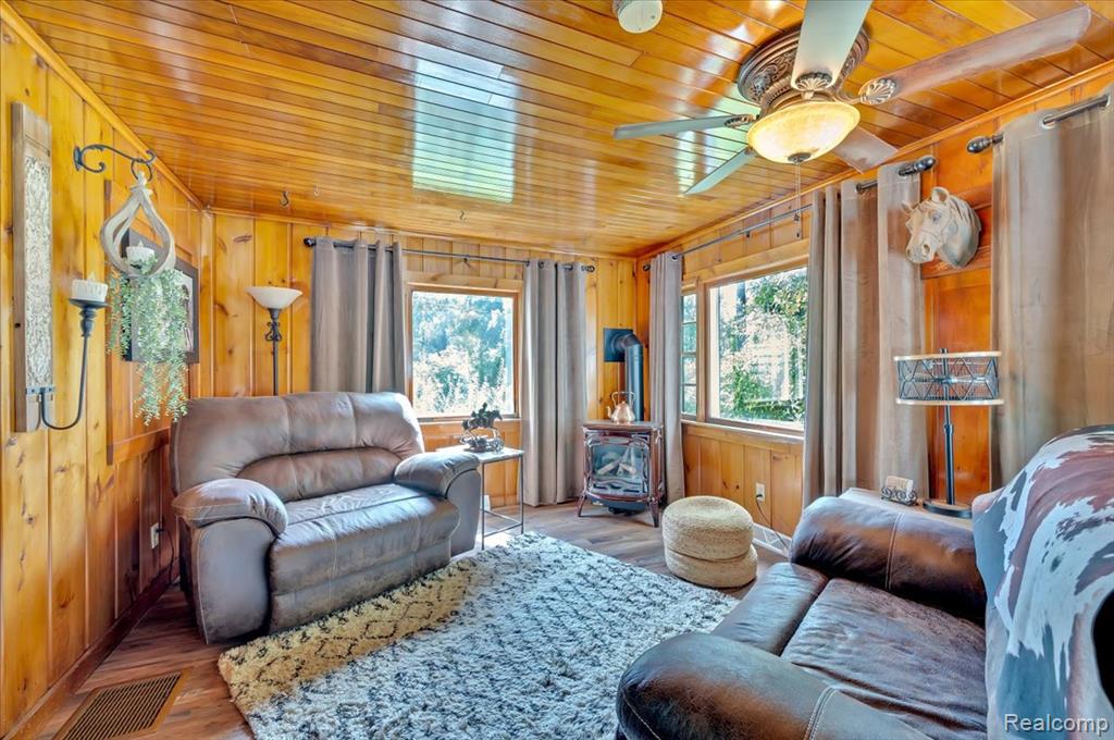 1381 Roods Lake Road, Lapeer, MI 48446 — Photo 18