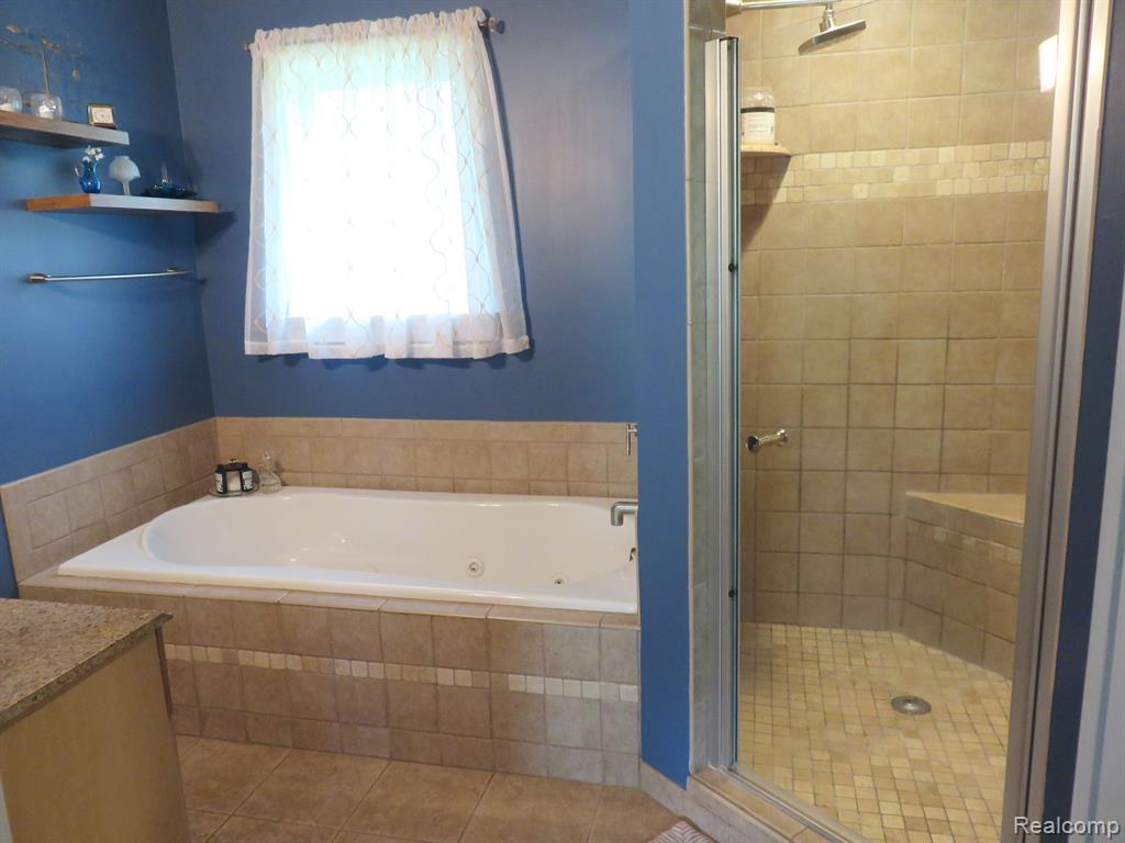 475 LOVELL Drive, Troy, MI 48085 — Photo 17