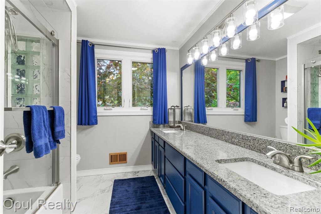 5885 Cedar Knoll Drive, Brighton, MI 48116 — Photo 19